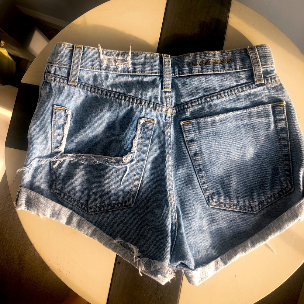 High waisted ripped denim shorts